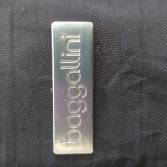 BAGGALLINI Black Hand Washable Tote - Picture 9 of 14